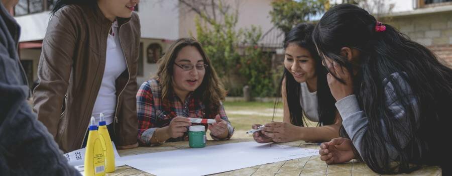 Mujeres tras un sueño por la ciencia